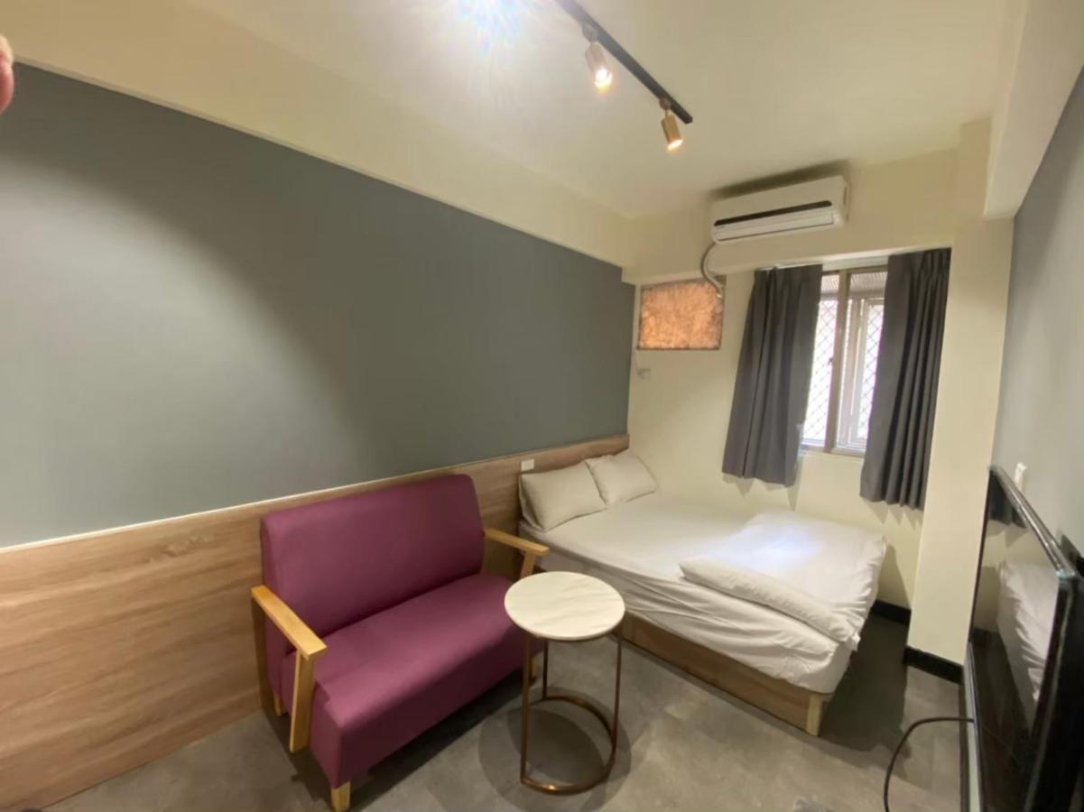 Fengjia Gift Box Homestay Taizhong Zewnętrze zdjęcie