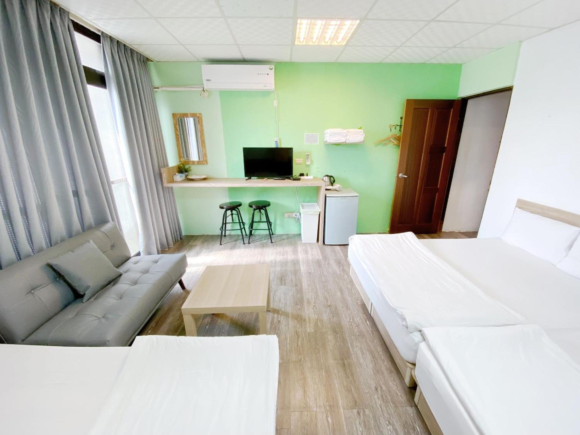 Fengjia Gift Box Homestay Taizhong Zewnętrze zdjęcie