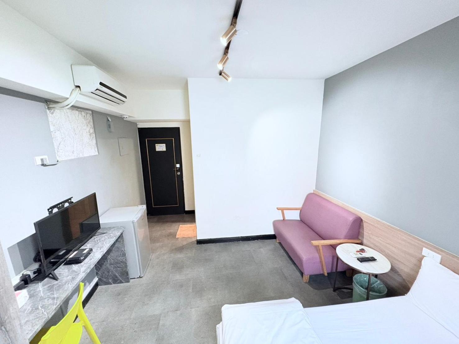 Fengjia Gift Box Homestay Taizhong Zewnętrze zdjęcie