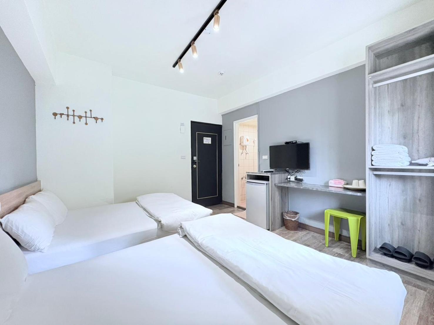 Fengjia Gift Box Homestay Taizhong Zewnętrze zdjęcie